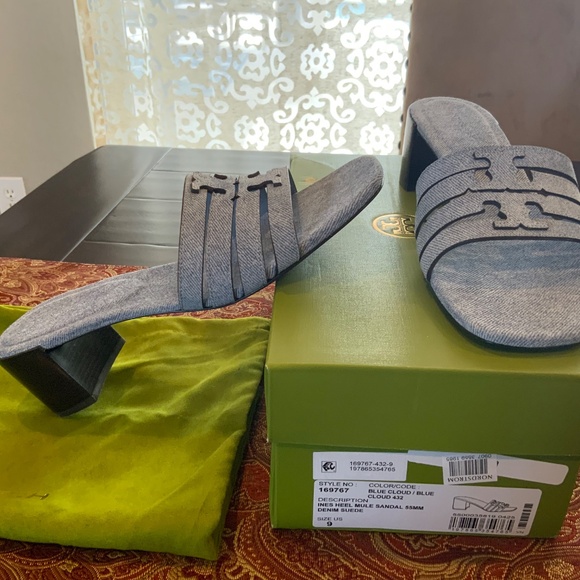 Tory Burch Ines Heel Mule Sandal 55MM Denim Suede in Blue Cloud Sz 9, BNIB, - Picture 3 of 7